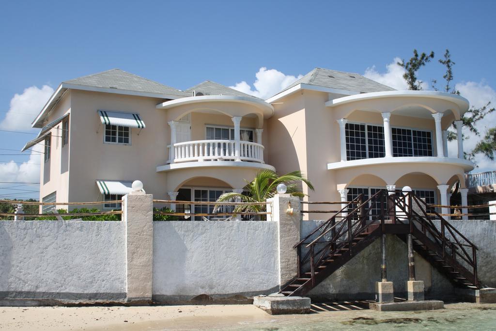 Villa Triplets On The Bay Montego Bay Exterior foto